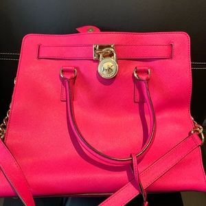 Michael Kors bag authentic